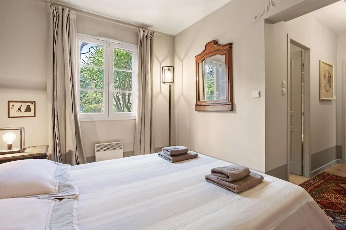 Maison Longagne- Jardin, Piscine, 2 Chambres Gassin